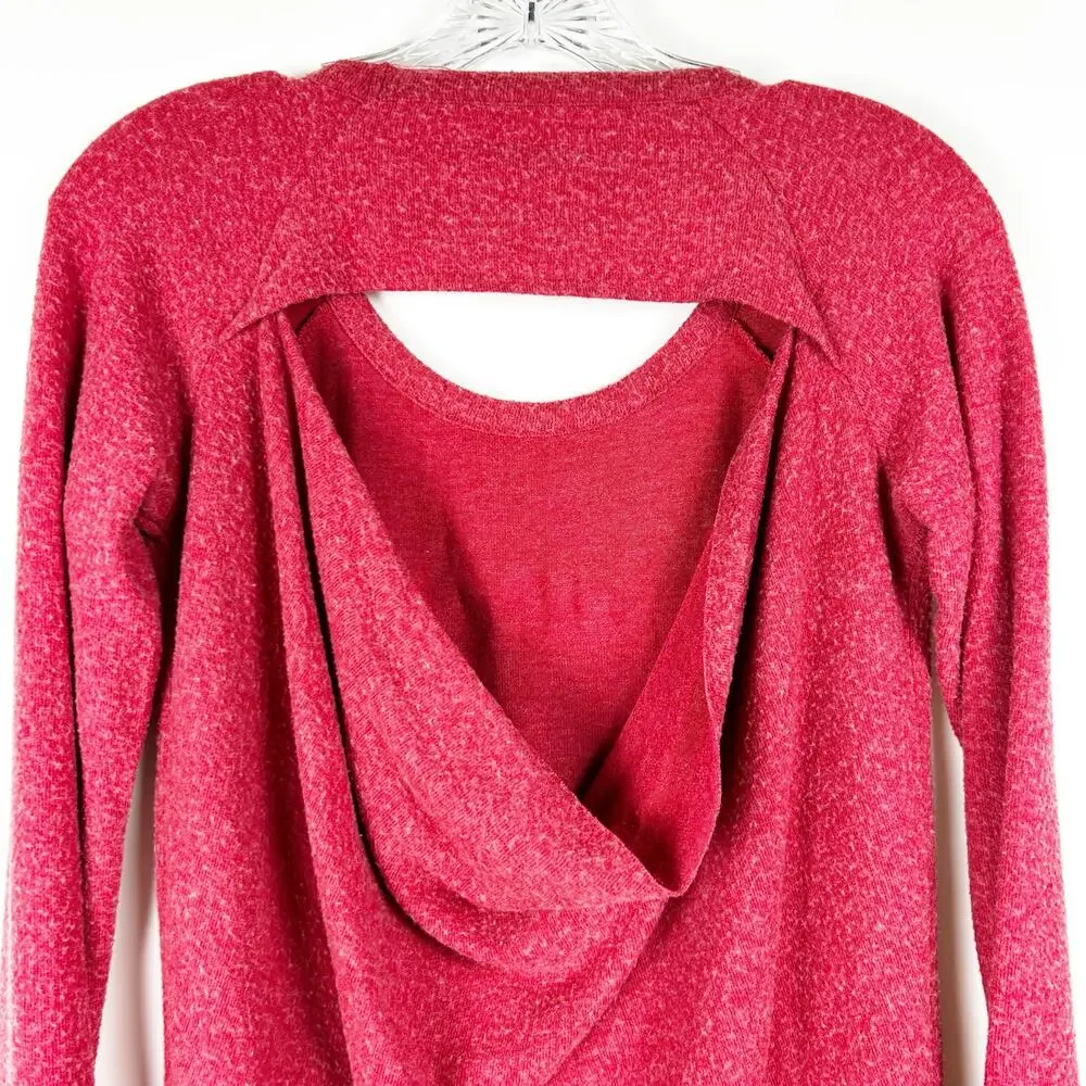 Chaser Saturday Red White Graphic Open Back Long Sleeve Top Womens Size XS - Picture 9 of 12